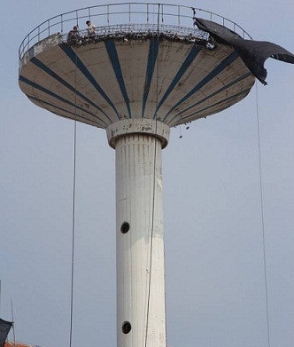 水塔拆囪的安全規(guī)范要求：