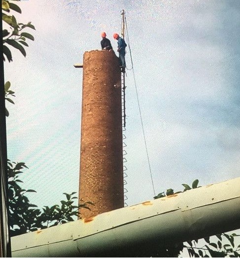 北京煙囪拆除-拆除廢棄煙囪