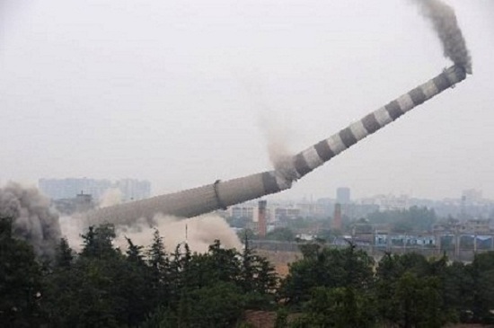 煙囪定向拆除爆破技術(shù)