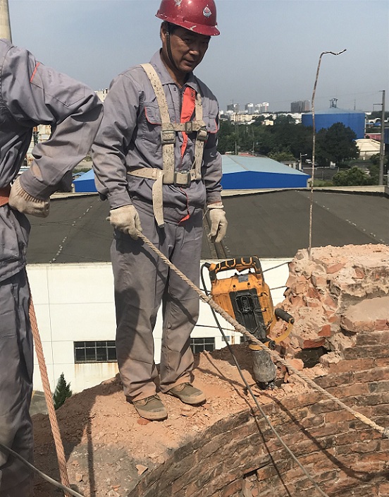 煙囪拆除方法與操作事項