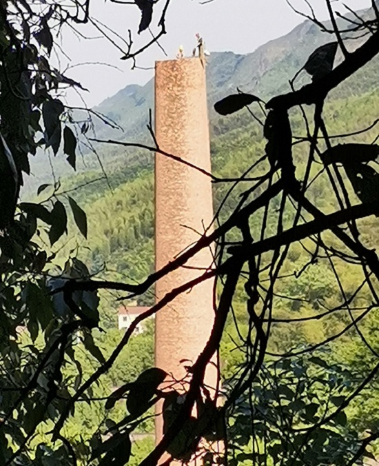 廢棄煙囪拆除 安全快捷 服務(wù)專業(yè)