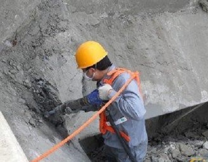 常德水泥庫清庫過程中的施工方案[技術(shù)快訊]