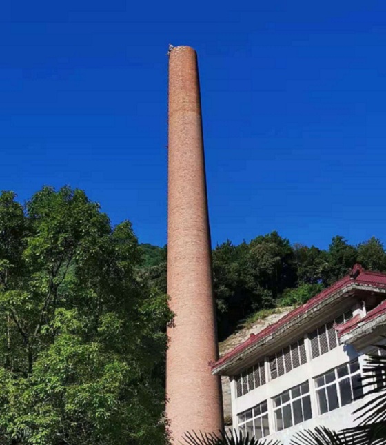煙囪拆除公司做好安全規(guī)范 確保安全拆除