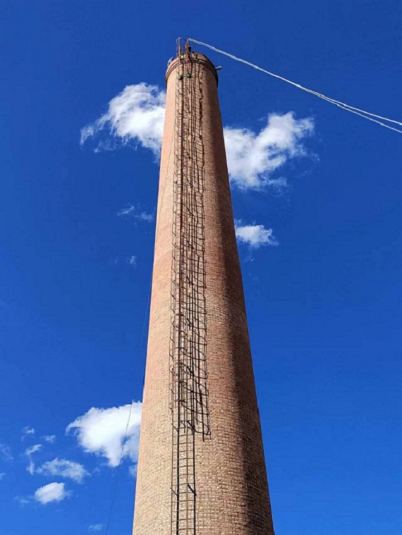 煙囪拆除價(jià)格-怎么判斷煙囪拆除價(jià)格？