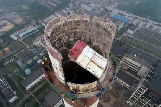 水泥煙囪拆除公司：技術(shù)創(chuàng)新，提升競(jìng)爭(zhēng)力