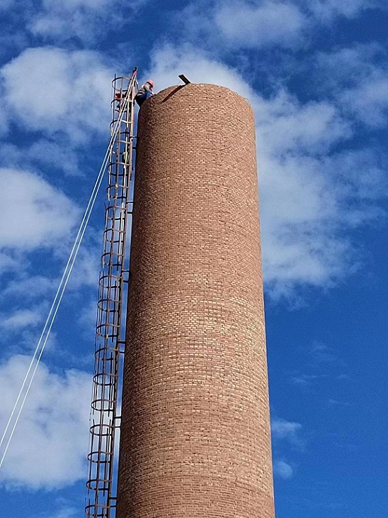 煙囪拆除公司：專業(yè)實(shí)力，安全高效！