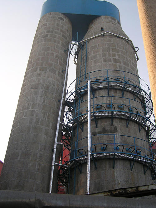 脫硫塔拆除公司:專業(yè)安全,高效讓工程順利進(jìn)行