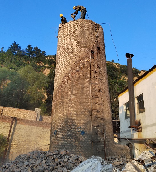 煙筒拆除公司:專業(yè),安全與效率的保障