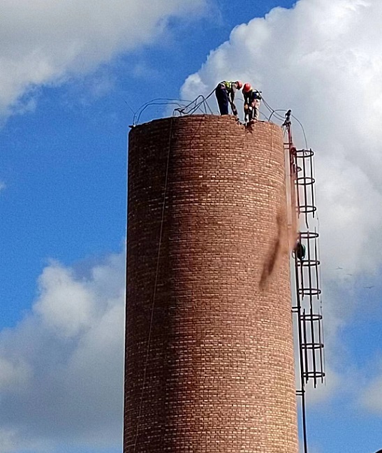 煙囪拆除公司:安全,價(jià)廉,服務(wù)專業(yè)