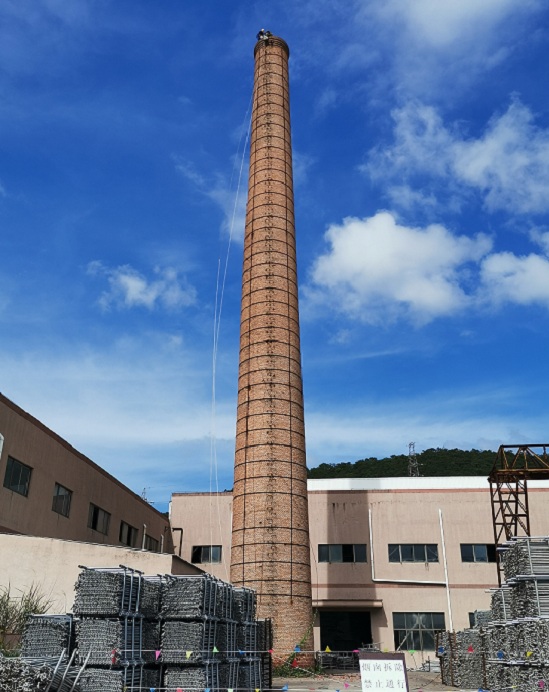 煙囪拆除公司：創(chuàng)新服務(wù)：綠色拆除