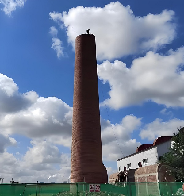 煙囪拆除必看！專項(xiàng)方案中的安全與效率密碼