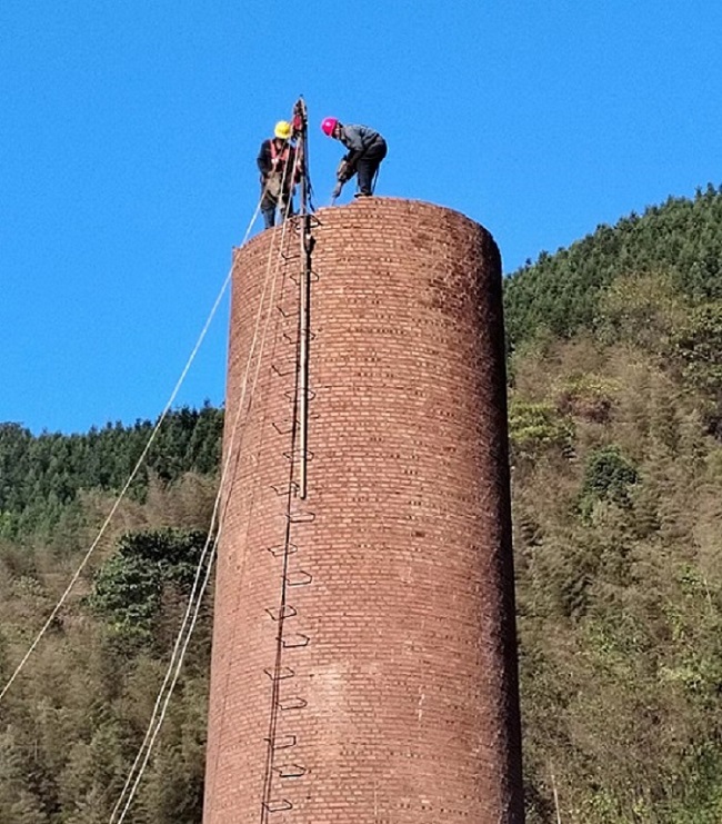 煙囪人工拆除專項(xiàng)方案的關(guān)鍵環(huán)節(jié)與實(shí)施策略