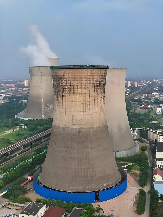 電廠冷卻塔拆除方案：如何安全、高效地實現(xiàn)拆除？